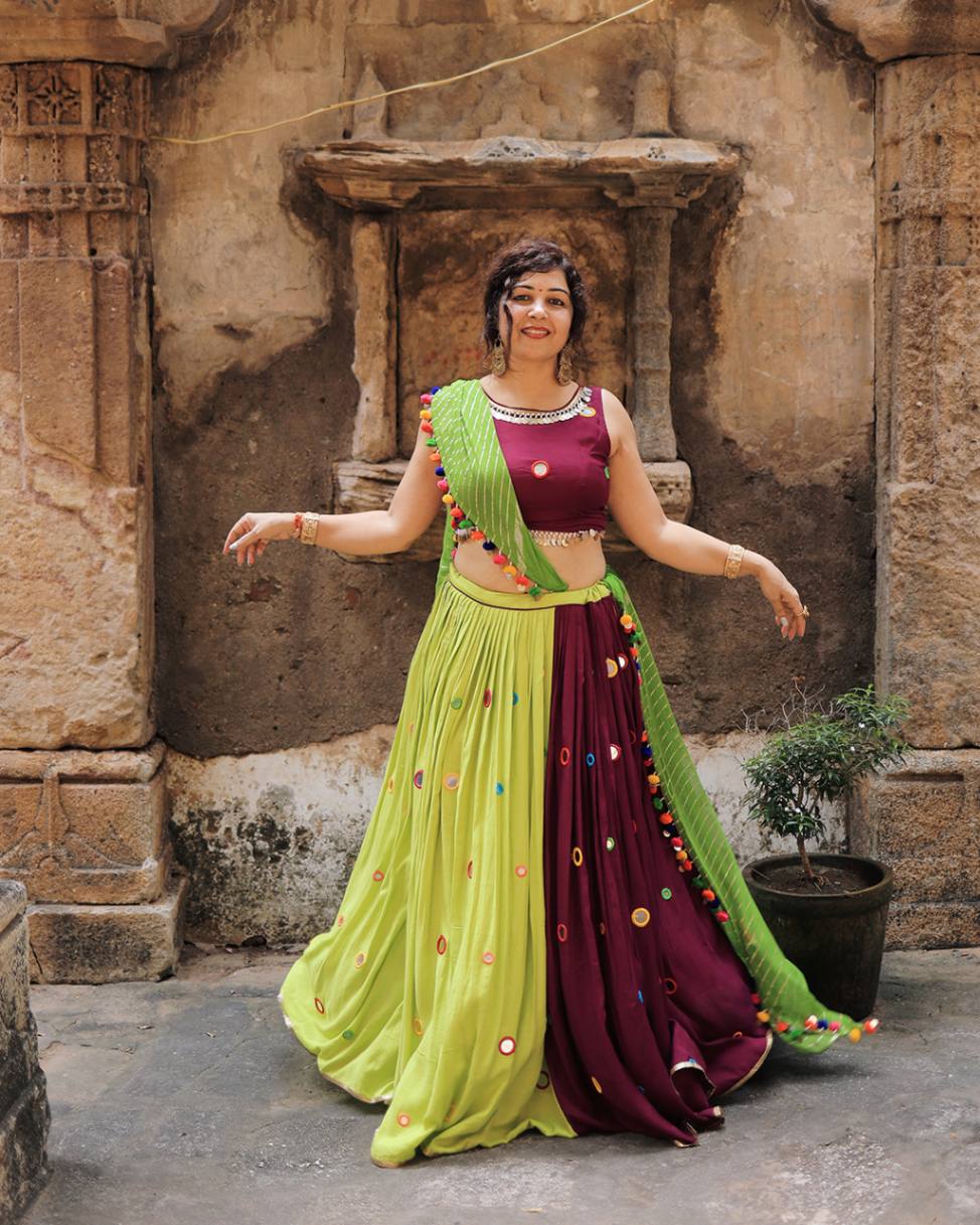 Magenta Green Abhla Work - Sangini Boutique